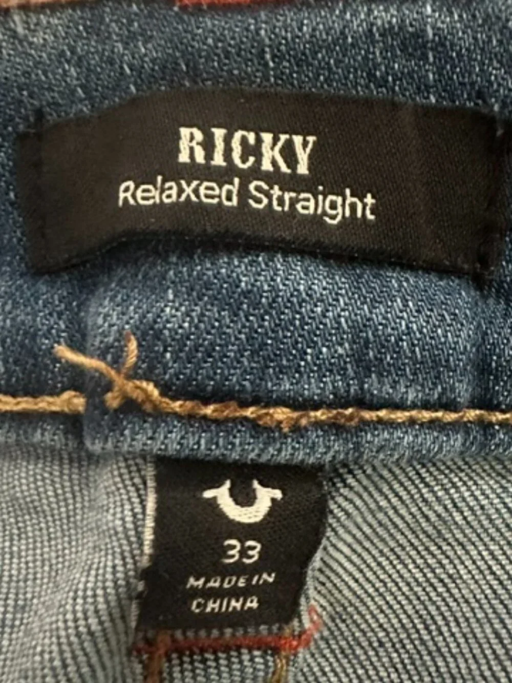 True Religion Men's Ricky Relaxed Straight Flap Jeans 33 Medium Wash (33x32)